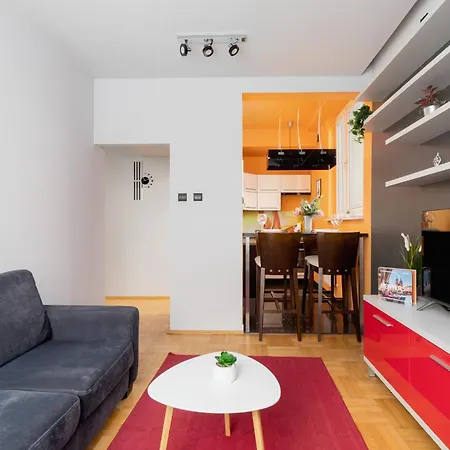 Lagiewniki Sanctuary One Bedroom By Renters Apartament *