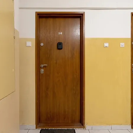 Apartment Lagiewniki Sanctuary One Bedroom By Renters