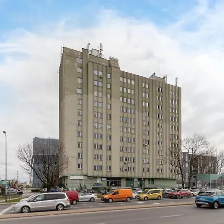 Lagiewniki Sanctuary One Bedroom By Renters
